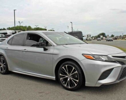 Серый Тойота Камри, объемом двигателя 2 л и пробегом 30 тыс. км за 12600 $, фото 2 на Automoto.ua