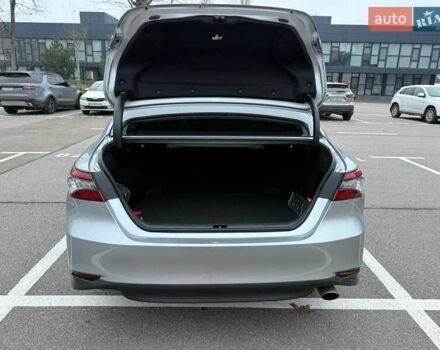 Серый Тойота Камри, объемом двигателя 2.49 л и пробегом 51 тыс. км за 29000 $, фото 8 на Automoto.ua