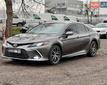 Серый Тойота Камри, объемом двигателя 2.5 л и пробегом 85 тыс. км за 25000 $, фото 2 на Automoto.ua
