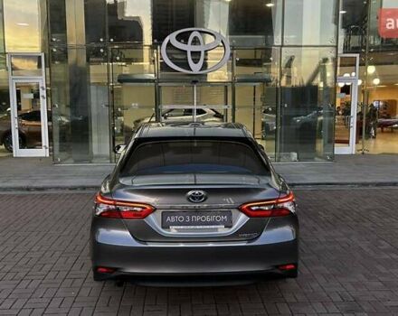 Сірий Тойота Камрі, об'ємом двигуна 2.49 л та пробігом 32 тис. км за 35097 $, фото 3 на Automoto.ua