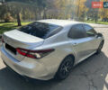 Тойота Камри 2021 в Киеве на Automoto.ua Серый Тойота Камри, объемом двигателя 2.49 л и пробегом 78 тыс. км за 25500 $, фото 10 на Automoto.ua