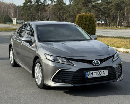 Серый Тойота Камри, объемом двигателя 2.5 л и пробегом 133 тыс. км за 25555 $, фото 3 на Automoto.ua