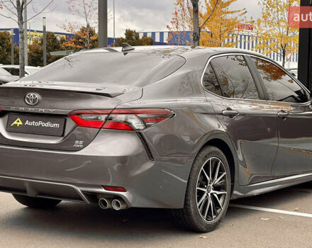 Тойота Камрі 2021 у Києві на Automoto.ua Сірий Тойота Камрі, об'ємом двигуна 2.49 л та пробігом 84 тис. км за 25900 $, фото 10 на Automoto.ua