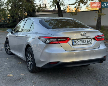 Тойота Камри 2021 в Днепре (Днепропетровске) на Automoto.ua Серый Тойота Камри, объемом двигателя 2.49 л и пробегом 78 тыс. км за 28999 $, фото 16 на Automoto.ua