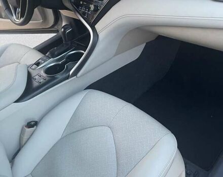 Серый Тойота Камри, объемом двигателя 0 л и пробегом 28 тыс. км за 39999 $, фото 7 на Automoto.ua