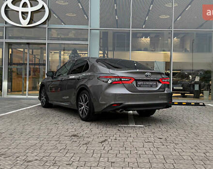 Серый Тойота Камри, объемом двигателя 2.49 л и пробегом 147 тыс. км за 29990 $, фото 1 на Automoto.ua