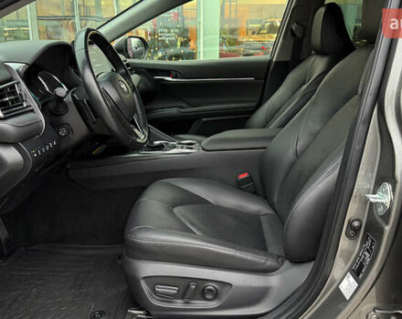 Серый Тойота Камри, объемом двигателя 2.49 л и пробегом 147 тыс. км за 29990 $, фото 11 на Automoto.ua