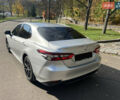 Тойота Камри 2021 в Киеве на Automoto.ua Серый Тойота Камри, объемом двигателя 2.49 л и пробегом 78 тыс. км за 25500 $, фото 8 на Automoto.ua