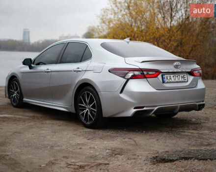 Сірий Тойота Камрі, об'ємом двигуна 2.49 л та пробігом 104 тис. км за 23000 $, фото 2 на Automoto.ua