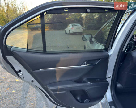 Тойота Камри 2021 в Днепре (Днепропетровске) на Automoto.ua Серый Тойота Камри, объемом двигателя 2.49 л и пробегом 78 тыс. км за 28999 $, фото 25 на Automoto.ua