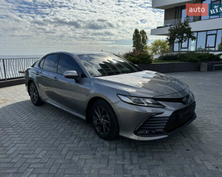 Сірий Тойота Камрі, об'ємом двигуна 2.49 л та пробігом 110 тис. км за 30000 $, фото 2 на Automoto.ua