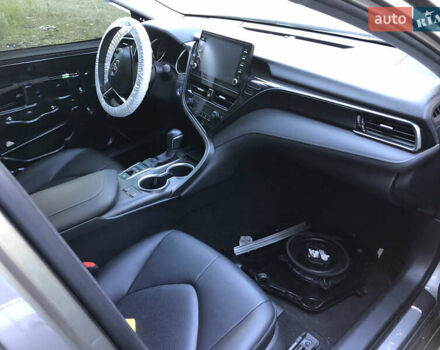 Серый Тойота Камри, объемом двигателя 2.49 л и пробегом 87 тыс. км за 23800 $, фото 4 на Automoto.ua