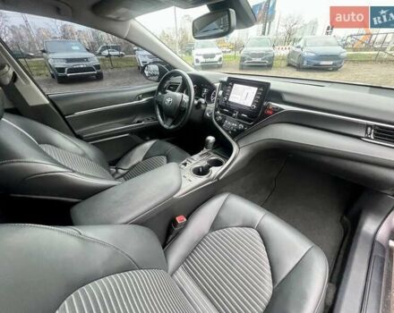 Серый Тойота Камри, объемом двигателя 2.5 л и пробегом 85 тыс. км за 25000 $, фото 39 на Automoto.ua