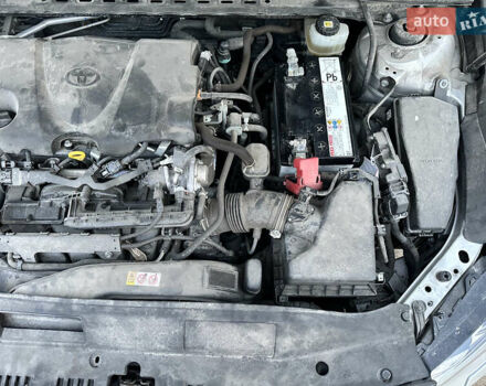 Серый Тойота Камри, объемом двигателя 2.49 л и пробегом 93 тыс. км за 18000 $, фото 10 на Automoto.ua