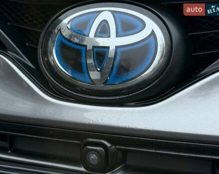 Серый Тойота Камри, объемом двигателя 2.49 л и пробегом 200 тыс. км за 28500 $, фото 9 на Automoto.ua
