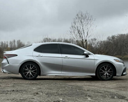 Сірий Тойота Камрі, об'ємом двигуна 2.49 л та пробігом 104 тис. км за 23000 $, фото 7 на Automoto.ua