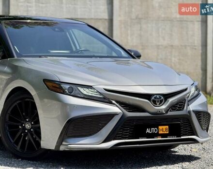 Тойота Камрі 2021 у Харкові на Automoto.ua Сірий Тойота Камрі, об'ємом двигуна 2.49 л та пробігом 138 тис. км за 25500 $, фото 4 на Automoto.ua