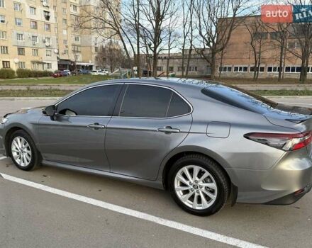 Сірий Тойота Камрі, об'ємом двигуна 2.49 л та пробігом 62 тис. км за 25900 $, фото 4 на Automoto.ua
