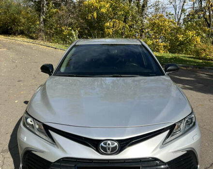 Тойота Камри 2021 в Киеве на Automoto.ua Серый Тойота Камри, объемом двигателя 2.49 л и пробегом 78 тыс. км за 25500 $, фото 1 на Automoto.ua