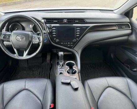 Серый Тойота Камри, объемом двигателя 0 л и пробегом 77 тыс. км за 17500 $, фото 6 на Automoto.ua