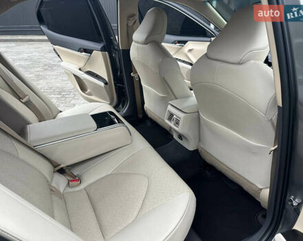 Серый Тойота Камри, объемом двигателя 2.49 л и пробегом 90 тыс. км за 30999 $, фото 26 на Automoto.ua