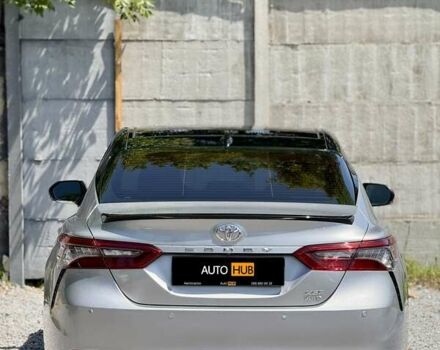 Тойота Камрі 2021 у Харкові на Automoto.ua Сірий Тойота Камрі, об'ємом двигуна 2.49 л та пробігом 138 тис. км за 25500 $, фото 6 на Automoto.ua