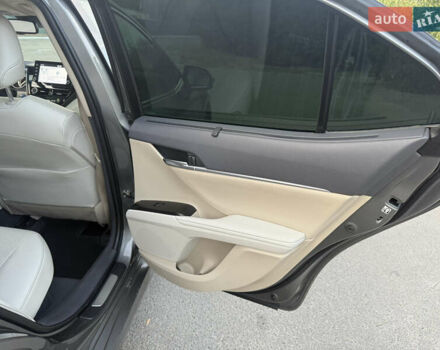 Серый Тойота Камри, объемом двигателя 2.49 л и пробегом 132 тыс. км за 29900 $, фото 18 на Automoto.ua