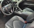 Сірий Тойота Камрі, об'ємом двигуна 2.5 л та пробігом 16 тис. км за 30971 $, фото 2 на Automoto.ua