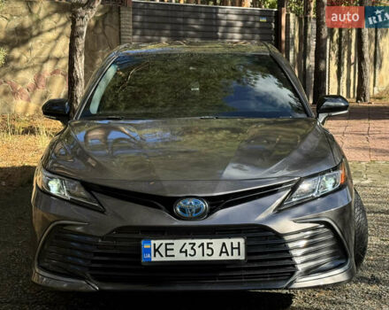 Сірий Тойота Камрі, об'ємом двигуна 2.49 л та пробігом 117 тис. км за 24500 $, фото 1 на Automoto.ua