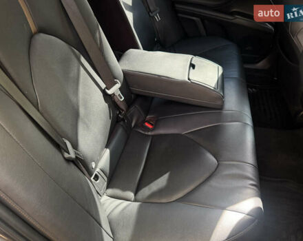 Тойота Камри 2021 в Киеве на Automoto.ua Серый Тойота Камри, объемом двигателя 2.49 л и пробегом 117 тыс. км за 24500 $, фото 18 на Automoto.ua