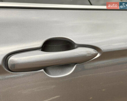 Тойота Камрі 2021 у Києві на Automoto.ua Сірий Тойота Камрі, об'ємом двигуна 2.49 л та пробігом 84 тис. км за 25900 $, фото 2 на Automoto.ua