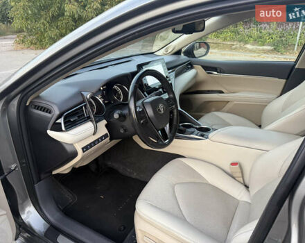 Серый Тойота Камри, объемом двигателя 2.49 л и пробегом 132 тыс. км за 29900 $, фото 12 на Automoto.ua