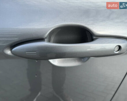 Сірий Тойота Камрі, об'ємом двигуна 2.49 л та пробігом 110 тис. км за 30000 $, фото 9 на Automoto.ua