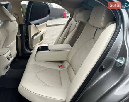 Серый Тойота Камри, объемом двигателя 2.49 л и пробегом 90 тыс. км за 30999 $, фото 23 на Automoto.ua