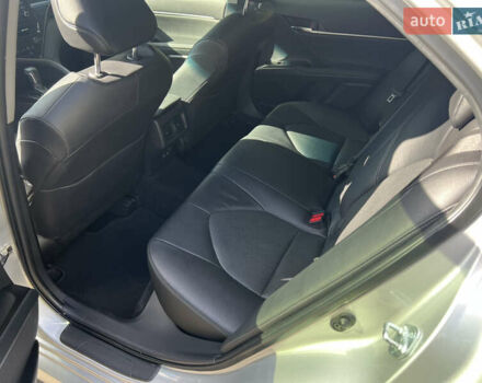 Тойота Камри 2021 в Киеве на Automoto.ua Серый Тойота Камри, объемом двигателя 2.49 л и пробегом 78 тыс. км за 25500 $, фото 17 на Automoto.ua