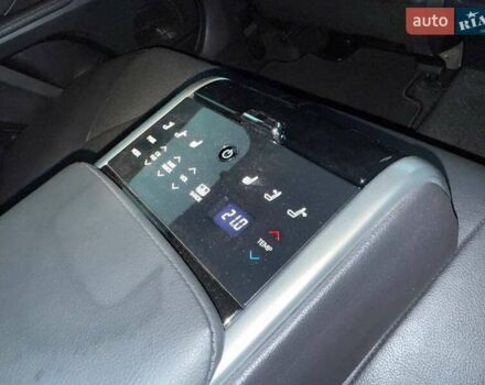 Серый Тойота Камри, объемом двигателя 2.49 л и пробегом 200 тыс. км за 28500 $, фото 22 на Automoto.ua