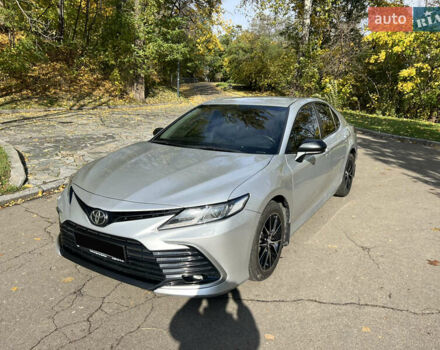 Тойота Камри 2021 в Киеве на Automoto.ua Серый Тойота Камри, объемом двигателя 2.49 л и пробегом 78 тыс. км за 25500 $, фото 4 на Automoto.ua