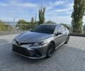 Тойота Камри 2021 в Одессе на Automoto.ua Серый Тойота Камри, объемом двигателя 2.5 л и пробегом 110 тыс. км за 29888 $, фото 1 на Automoto.ua