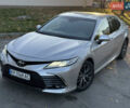 Тойота Камри 2021 в Днепре (Днепропетровске) на Automoto.ua Серый Тойота Камри, объемом двигателя 2.49 л и пробегом 78 тыс. км за 28999 $, фото 11 на Automoto.ua