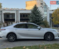 Тойота Камри 2021 в Днепре (Днепропетровске) на Automoto.ua Серый Тойота Камри, объемом двигателя 2.49 л и пробегом 78 тыс. км за 28999 $, фото 4 на Automoto.ua