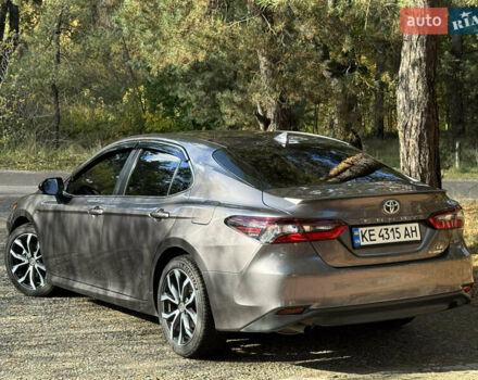 Тойота Камри 2021 в Киеве на Automoto.ua Серый Тойота Камри, объемом двигателя 2.49 л и пробегом 117 тыс. км за 24500 $, фото 3 на Automoto.ua