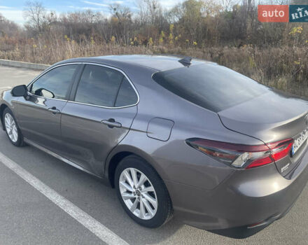 Серый Тойота Камри, объемом двигателя 2.49 л и пробегом 14 тыс. км за 24000 $, фото 3 на Automoto.ua