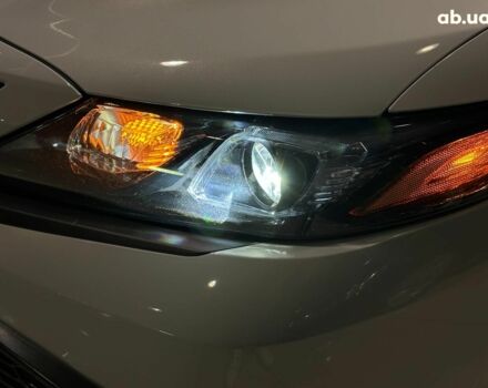 Серый Тойота Камри, объемом двигателя 2.5 л и пробегом 27 тыс. км за 27490 $, фото 6 на Automoto.ua