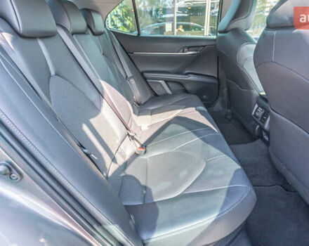 Серый Тойота Камри, объемом двигателя 2.49 л и пробегом 33 тыс. км за 34236 $, фото 6 на Automoto.ua