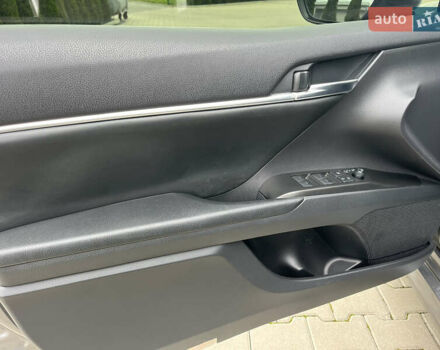 Сірий Тойота Камрі, об'ємом двигуна 2.49 л та пробігом 36 тис. км за 29300 $, фото 17 на Automoto.ua