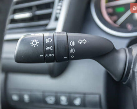 Серый Тойота Камри, объемом двигателя 2.49 л и пробегом 33 тыс. км за 34236 $, фото 23 на Automoto.ua