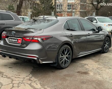 Серый Тойота Камри, объемом двигателя 2.5 л и пробегом 50 тыс. км за 30990 $, фото 5 на Automoto.ua