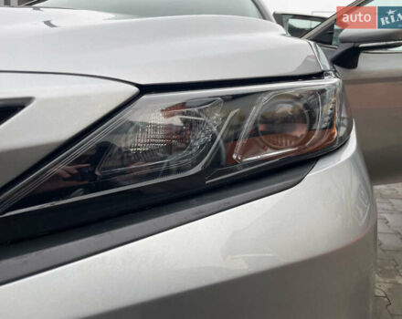 Серый Тойота Камри, объемом двигателя 2.49 л и пробегом 56 тыс. км за 27000 $, фото 7 на Automoto.ua