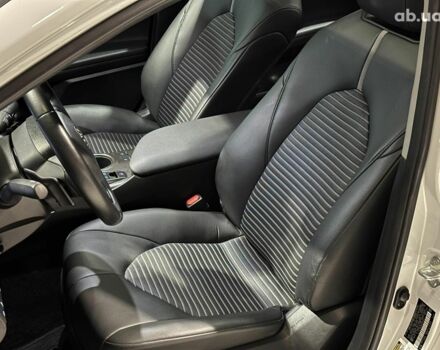 Серый Тойота Камри, объемом двигателя 2.5 л и пробегом 27 тыс. км за 27490 $, фото 15 на Automoto.ua