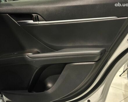 Серый Тойота Камри, объемом двигателя 2.5 л и пробегом 27 тыс. км за 27490 $, фото 20 на Automoto.ua